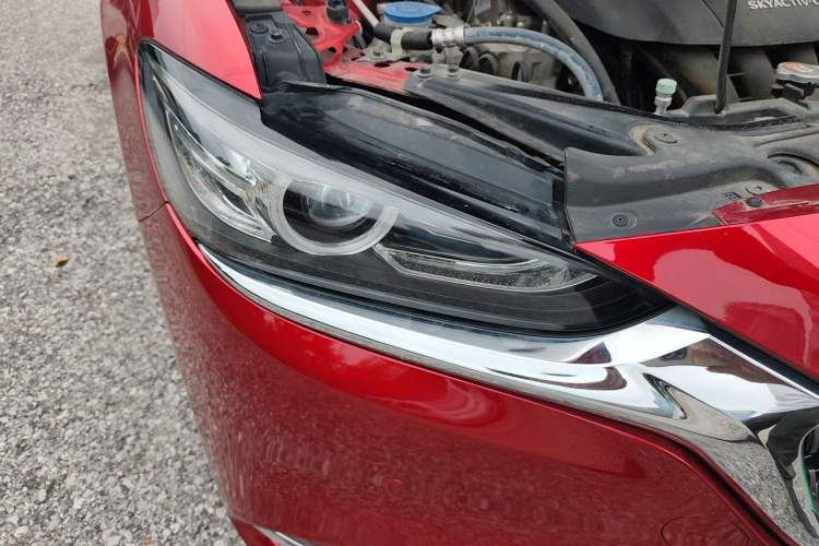 Used Mazda Atenza 2020 2.0L Blue Sky Luxury Edition Right Front Headlight