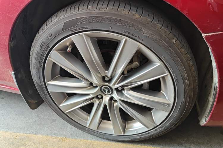Used Mazda Atenza 2020 2.5L Sky Blue Prestige Edition Right Front Wheel Hub