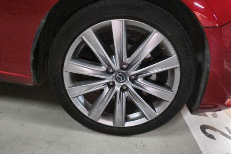 Used Mazda Atenza 2020 2.5L Sky Blue Prestige Edition Right Front Wheel Hub
