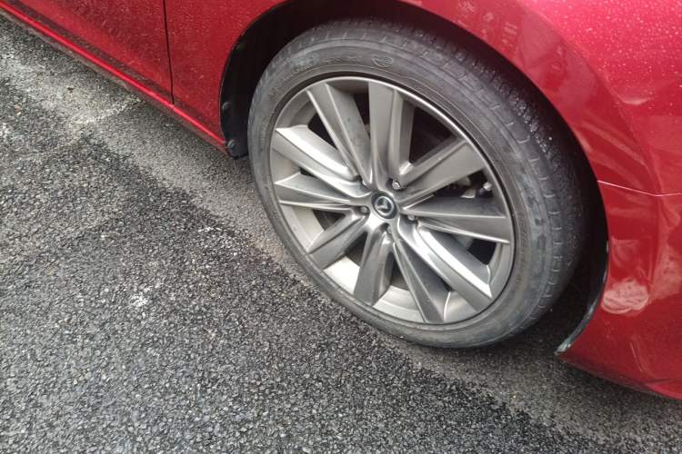 Used Mazda Atenza 2020 2.5L Sky Blue Prestige Edition Right Front Wheel Hub