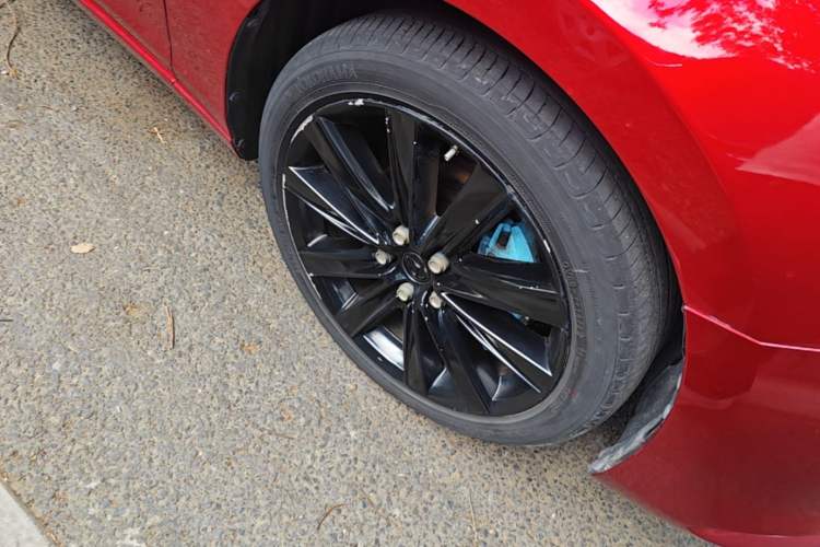 Used Mazda Atenza 2020 2.5L Sky Blue Prestige Edition Right Front Wheel Hub