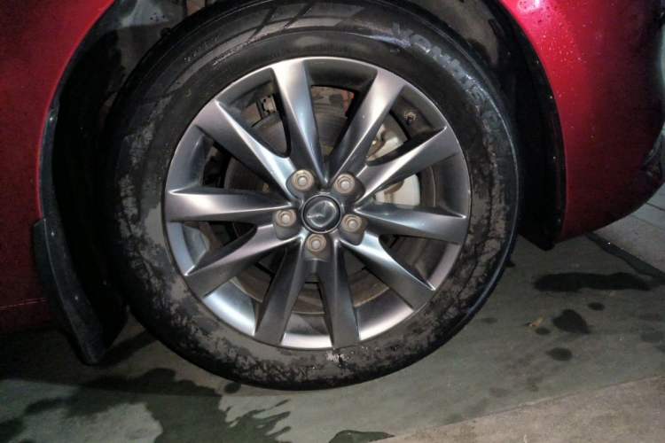 Used Mazda Atenza 2020 2.0L Blue Sky Luxury Edition Right Front Wheel Hub