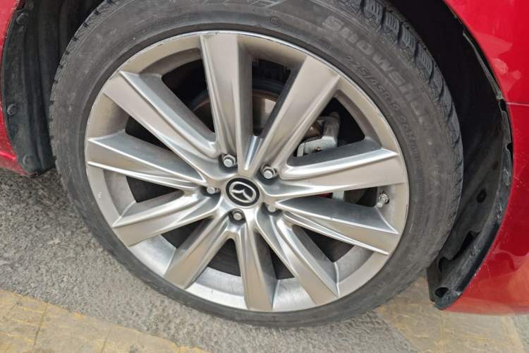 Used Mazda Atenza 2020 2.5L Sky Blue Prestige Edition Right Front Wheel Hub