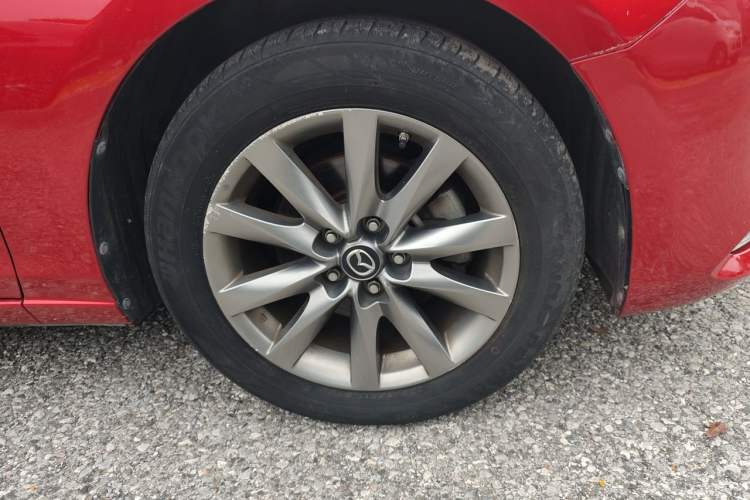 Used Mazda Atenza 2020 2.0L Blue Sky Luxury Edition Right Front Wheel Hub
