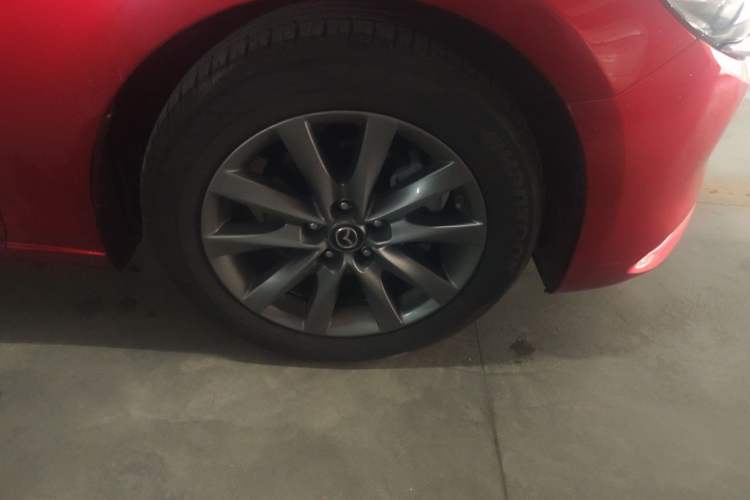 Used Mazda Atenza 2020 2.0L Blue Sky Luxury Edition Right Front Wheel Hub