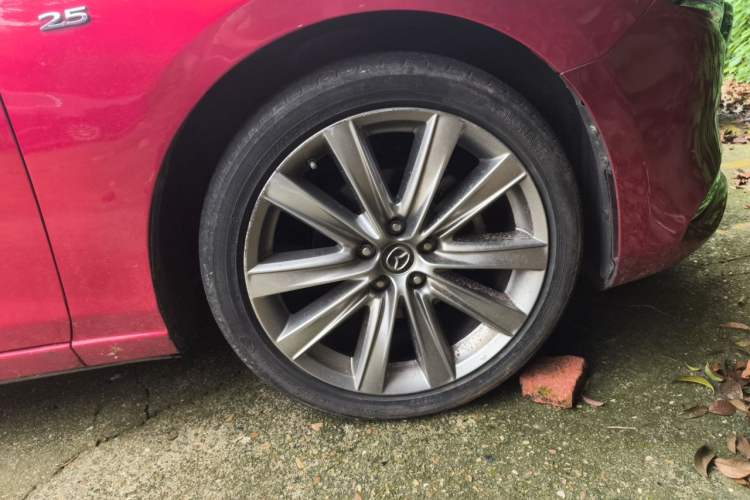 Used Mazda Atenza 2020 2.5L Skyline Sport Edition Right Front Wheel Hub