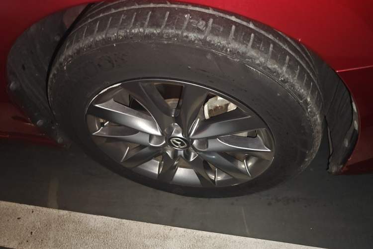 Used Mazda Atenza 2020 2.0L Blue Sky Luxury Edition Right Front Wheel Hub