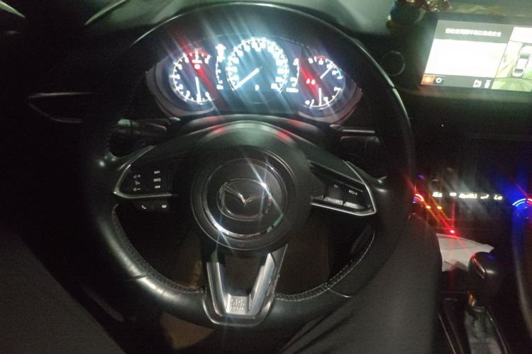 Used Mazda Atenza 2020 2.5L Sky Blue Prestige Edition Steering Wheel