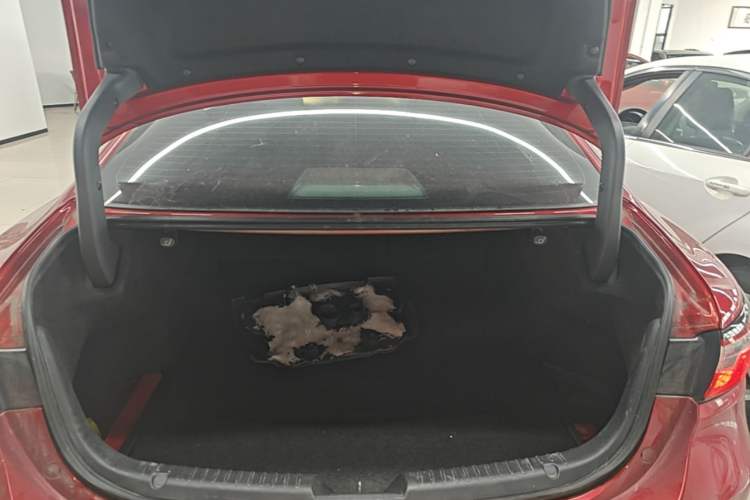Used Mazda Atenza 2020 2.5L Skyline Sport Edition Trunk