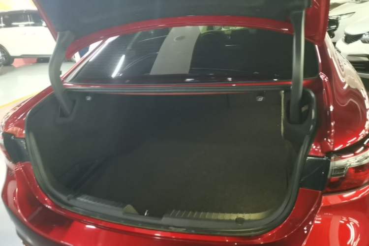 Used Mazda Atenza 2020 2.5L Sky Blue Prestige Edition Trunk