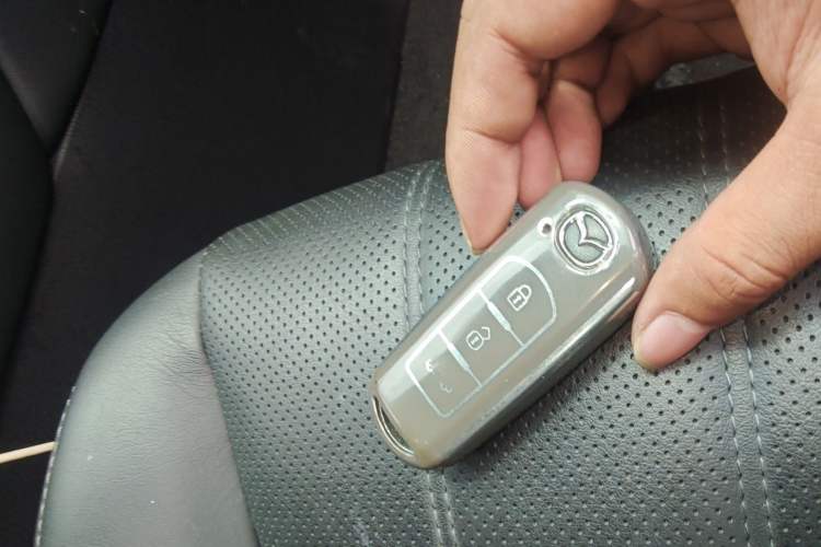 Used Mazda Atenza 2020 2.0L Blue Sky Luxury Edition Vehicle Key