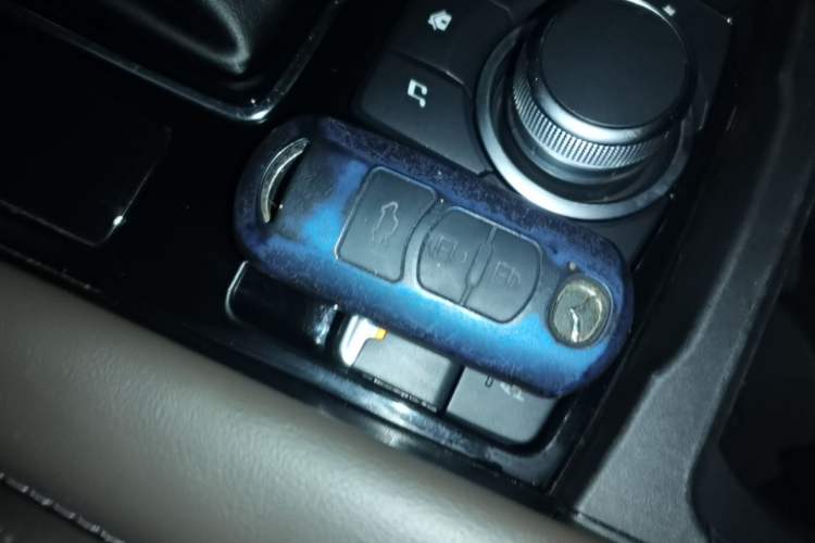 Used Mazda Atenza 2020 2.5L Sky Blue Prestige Edition Vehicle Key