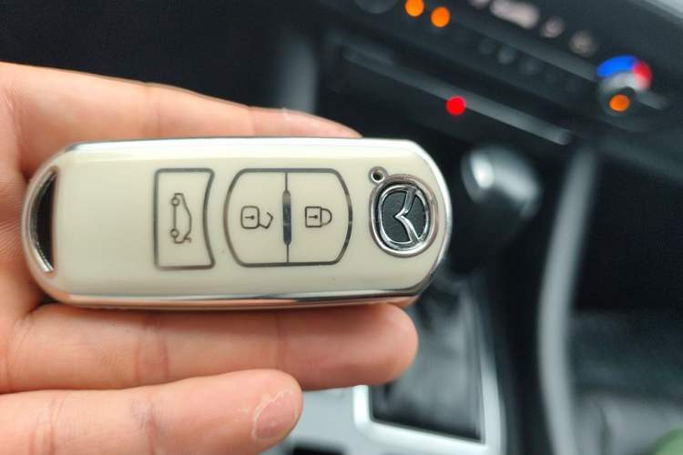Used Mazda Atenza 2020 2.0L Blue Sky Luxury Edition Vehicle Key