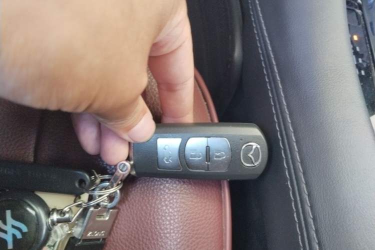 Used Mazda Atenza 2020 2.0L Blue Sky Fashion Edition Vehicle Key