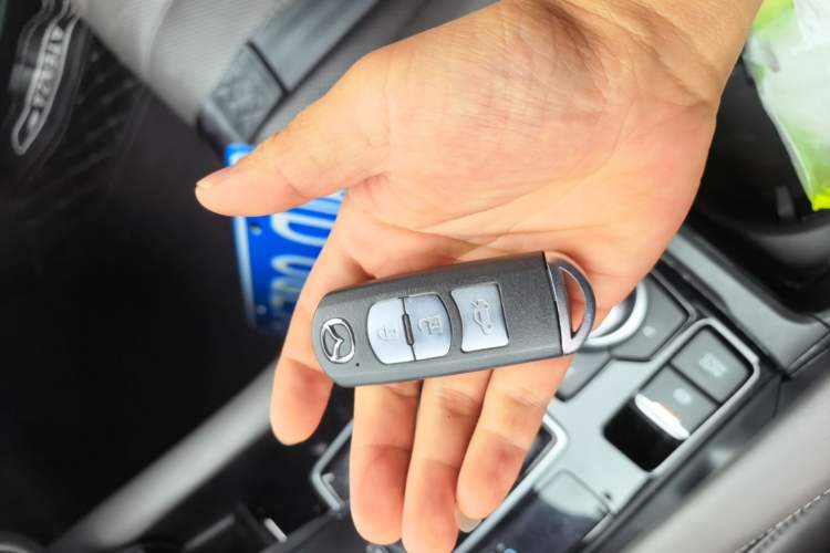 Used Mazda Atenza 2020 2.5L Sky Blue Prestige Edition Vehicle Key