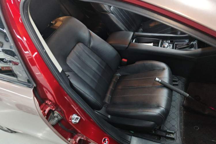 Used Mazda Atenza 2020 2.0L Blue Sky Luxury Edition Right Front Seat