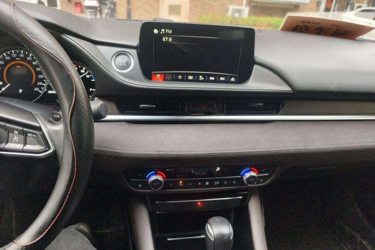 Used Mazda Atenza 2020 2.5L Sky Blue Prestige Edition Audio And AC Panel