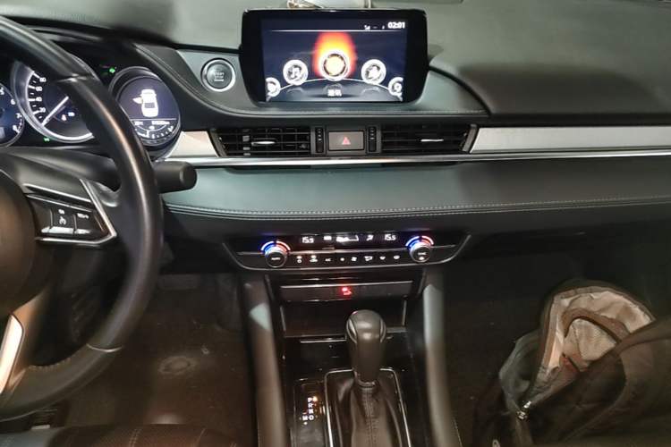 Used Mazda Atenza 2020 2.0L Blue Sky Luxury Edition Audio And AC Panel