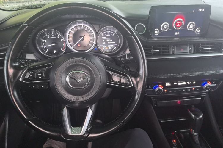 Used Mazda Atenza 2020 2.5L Skyline Sport Edition Center Console