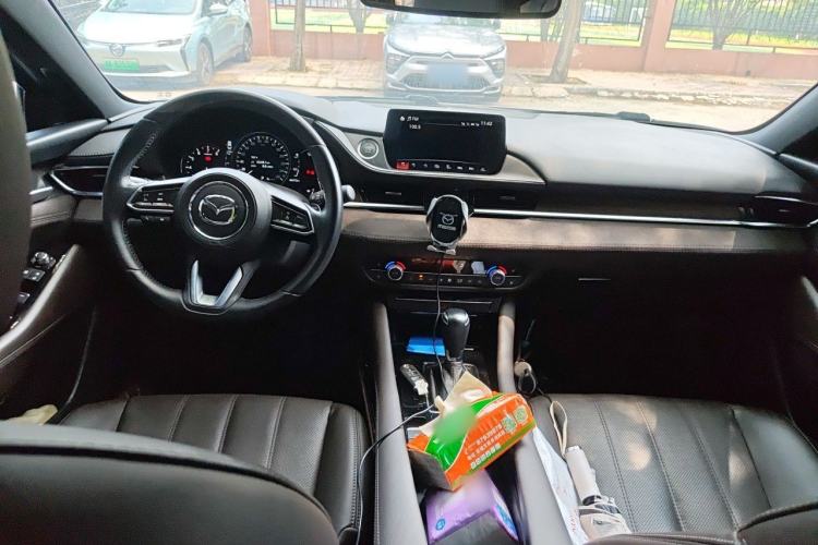 Used Mazda Atenza 2020 2.5L Sky Blue Prestige Edition Center Console