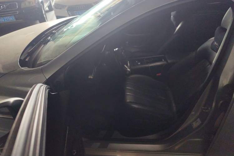 Used Mazda Atenza 2020 2.5L Skyline Sport Edition Driver Seat