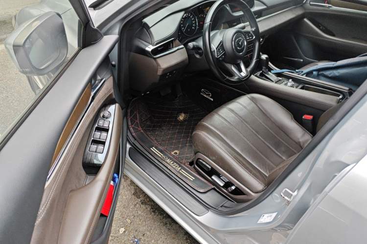 Used Mazda Atenza 2020 2.5L Sky Blue Prestige Edition Driver Seat