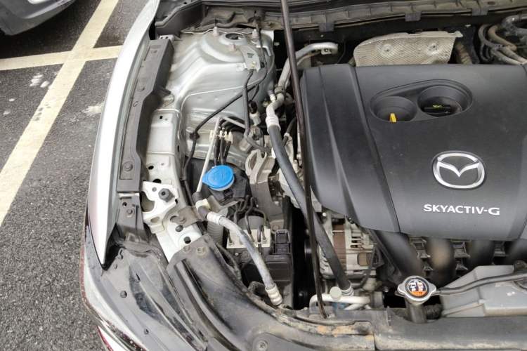 Used Mazda Atenza 2020 2.0L Blue Sky Luxury Edition Engine Bay Right
