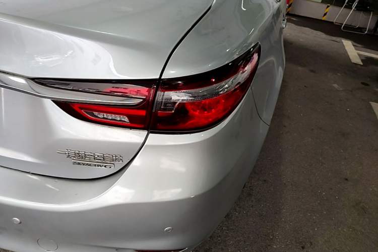 Used Mazda Atenza 2020 2.0L Blue Sky Luxury Edition Exterior 3