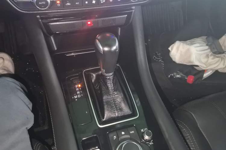 Used Mazda Atenza 2020 2.5L Skyline Sport Edition Gear Lever