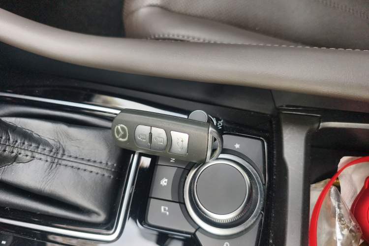 Used Mazda Atenza 2020 2.5L Sky Blue Prestige Edition Interior 1