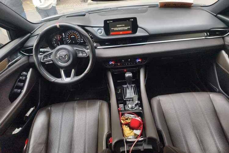 Used Mazda Atenza 2020 2.5L Sky Blue Prestige Edition Interior 2