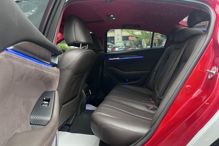 Used Mazda Atenza 2020 2.5L Sky Blue Prestige Edition Interior 3
