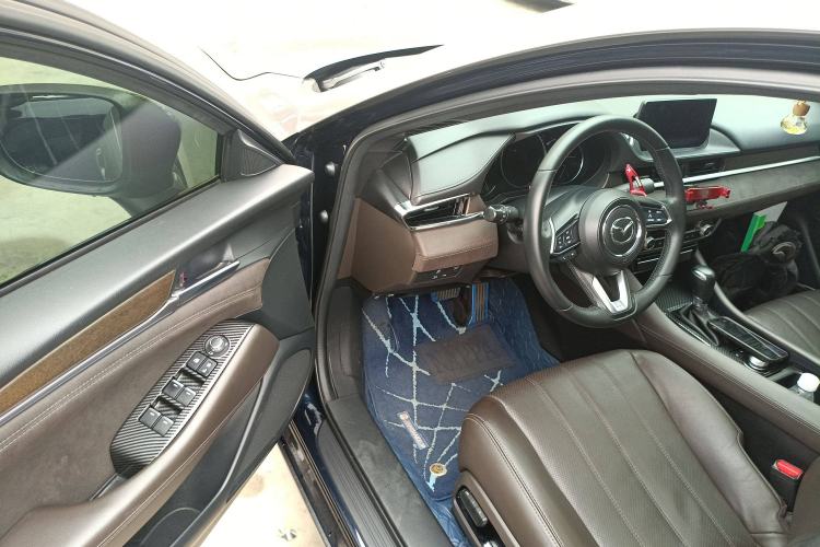 Used Mazda Atenza 2020 2.5L Sky Blue Prestige Edition Interior 3