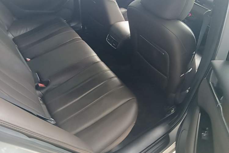 Used Mazda Atenza 2020 2.5L Sky Blue Prestige Edition Left Rear Seat