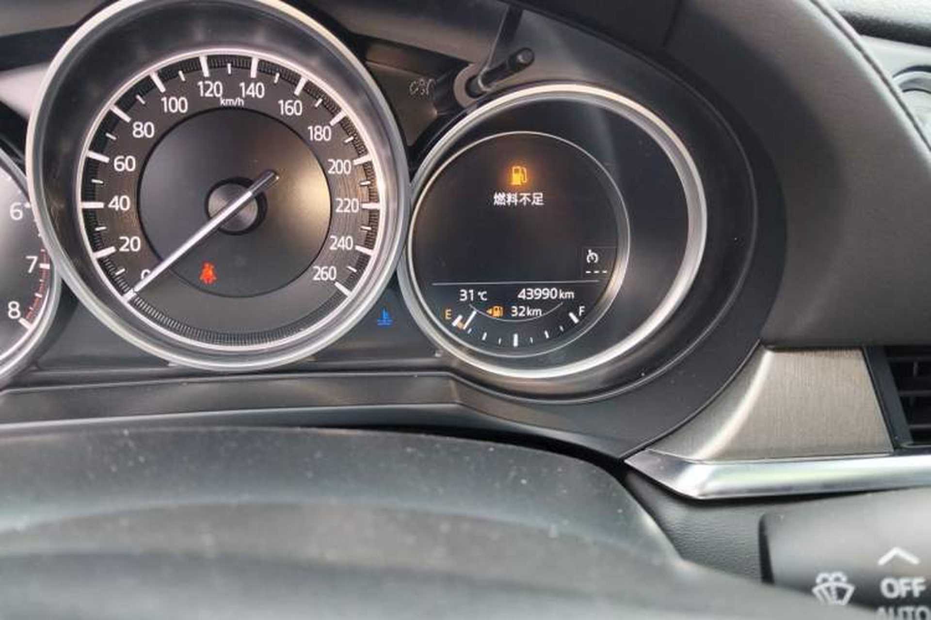 Used Mazda Atenza 2020 2.0L Blue Sky Luxury Edition Odometer Close Up