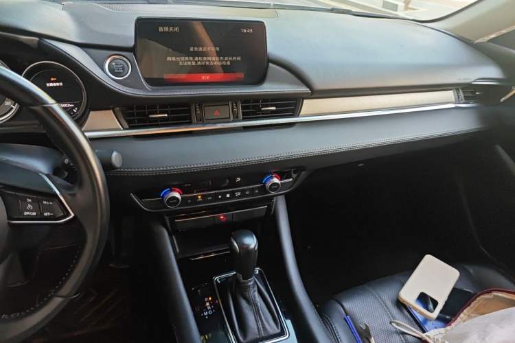 Used Mazda Atenza 2020 2.0L Blue Sky Luxury Edition Audio And AC Panel