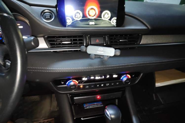Used Mazda Atenza 2020 2.5L Skyline Sport Edition Audio And AC Panel