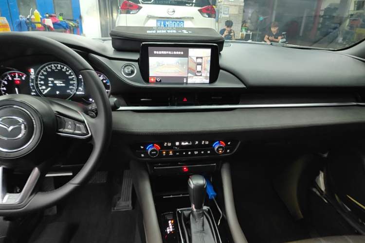 Used Mazda Atenza 2020 2.5L Sky Blue Prestige Edition Audio And AC Panel