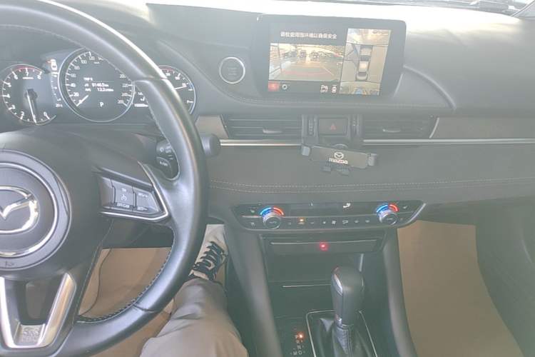Used Mazda Atenza 2020 2.5L Sky Blue Prestige Edition Audio And AC Panel