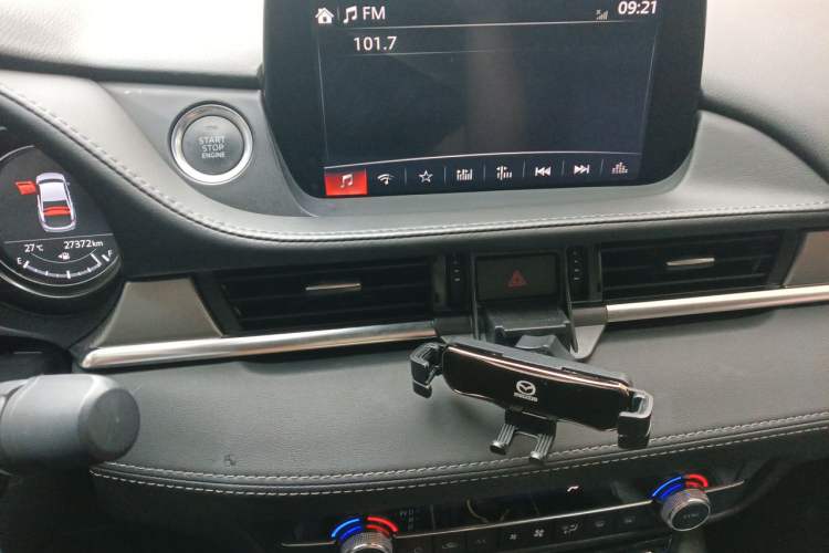 Used Mazda Atenza 2020 2.0L Blue Sky Luxury Edition Audio And AC Panel