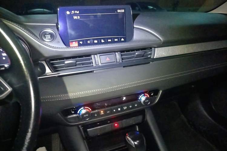 Used Mazda Atenza 2020 2.5L Skyline Sport Edition Audio And AC Panel