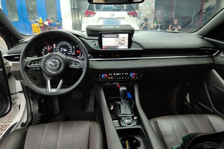 Used Mazda Atenza 2020 2.5L Sky Blue Prestige Edition Center Console