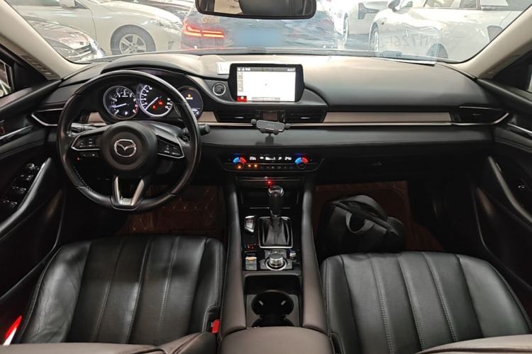 Used Mazda Atenza 2020 2.5L Skyline Sport Edition Center Console