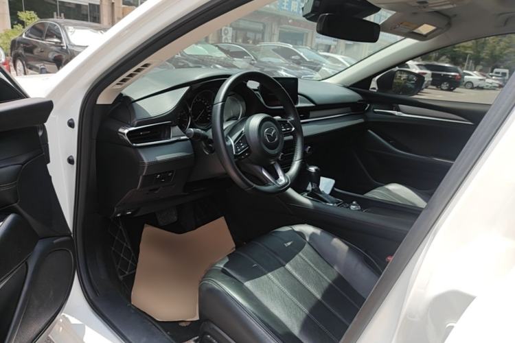 Used Mazda Atenza 2020 2.0L Blue Sky Luxury Edition Driver Seat