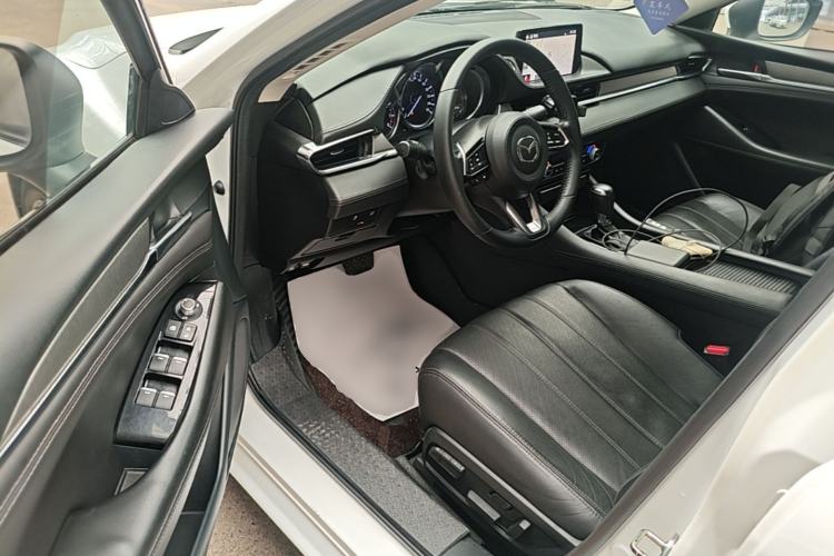 Used Mazda Atenza 2020 2.0L Blue Sky Luxury Edition Driver Seat