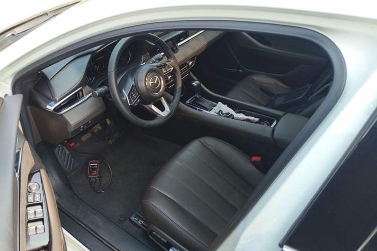 Used Mazda Atenza 2020 2.5L Sky Blue Prestige Edition Driver Seat
