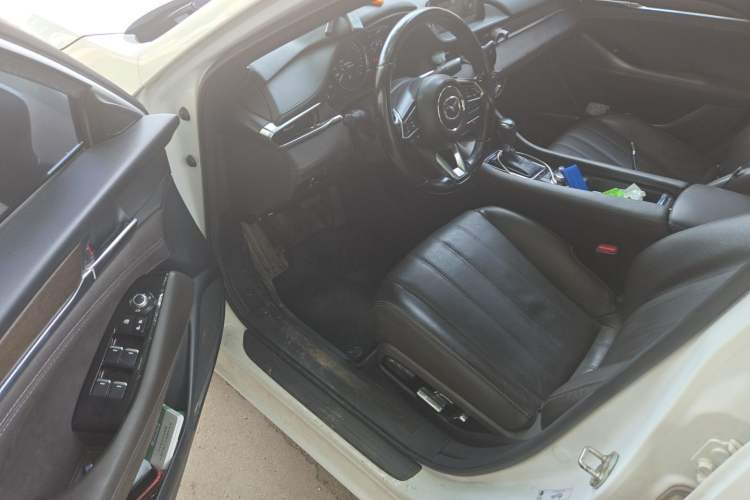 Used Mazda Atenza 2020 2.5L Sky Blue Prestige Edition Driver Seat