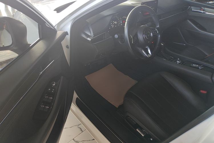 Used Mazda Atenza 2020 2.5L Sky Blue Prestige Edition Driver Seat