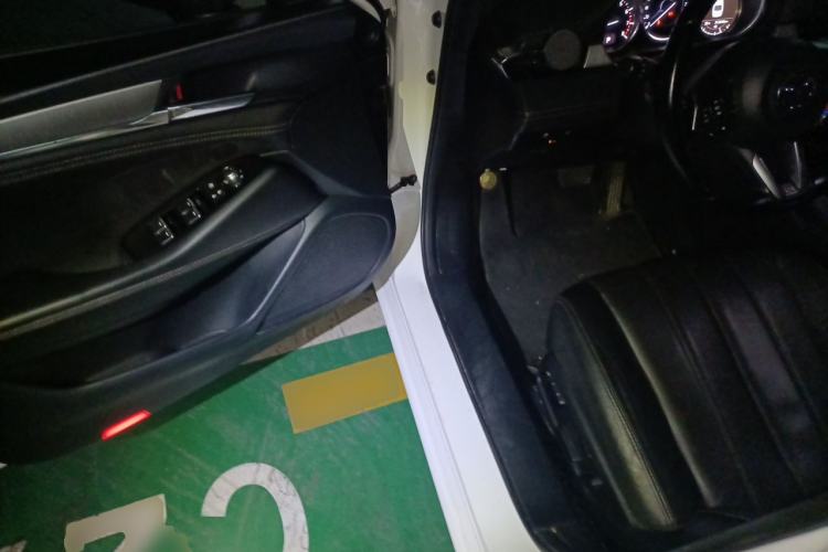 Used Mazda Atenza 2020 2.5L Skyline Sport Edition Driver Seat