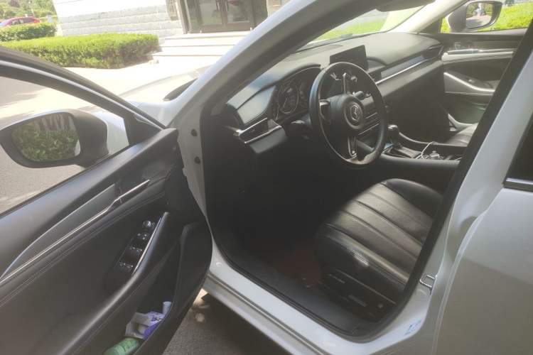 Used Mazda Atenza 2020 2.0L Blue Sky Luxury Edition Driver Seat